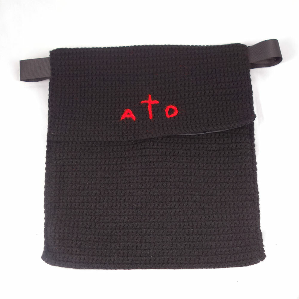 Athos' Handmade Knitted Monk'Bag