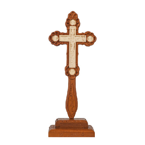 Деревянный крест требный
